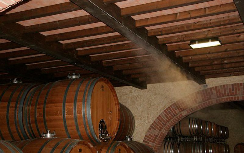 Поддержание микроклимата в винном погребе